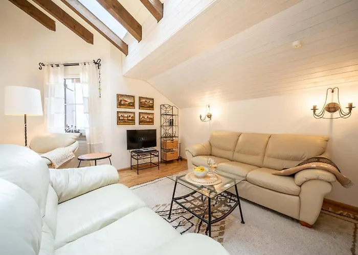 Apartman 5401 Grosszuegige Dachgeschoss-wohnung Mit Parkettboden Und Balkon - Moderne Und Helle Gestaltung Vulpera