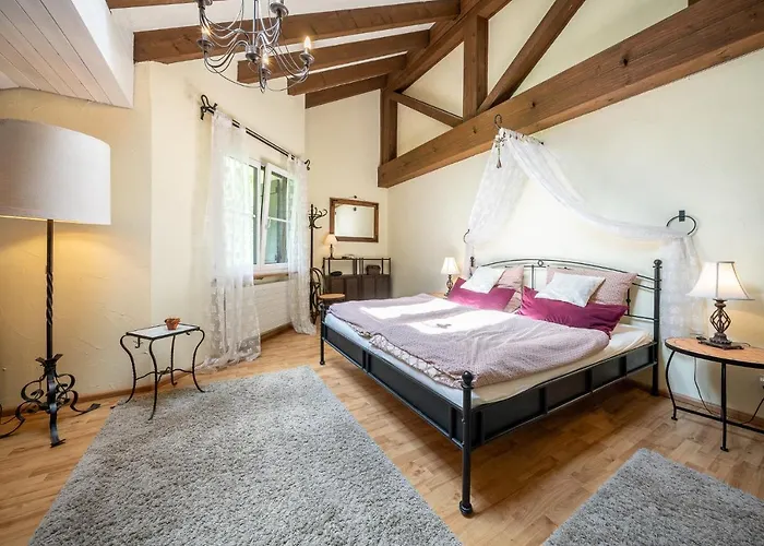 Appartamento 5401 Grosszuegige Dachgeschoss-wohnung Mit Parkettboden Und Balkon - Moderne Und Helle Gestaltung